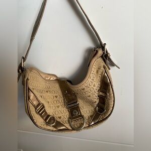 Vintage XOXO hand bag